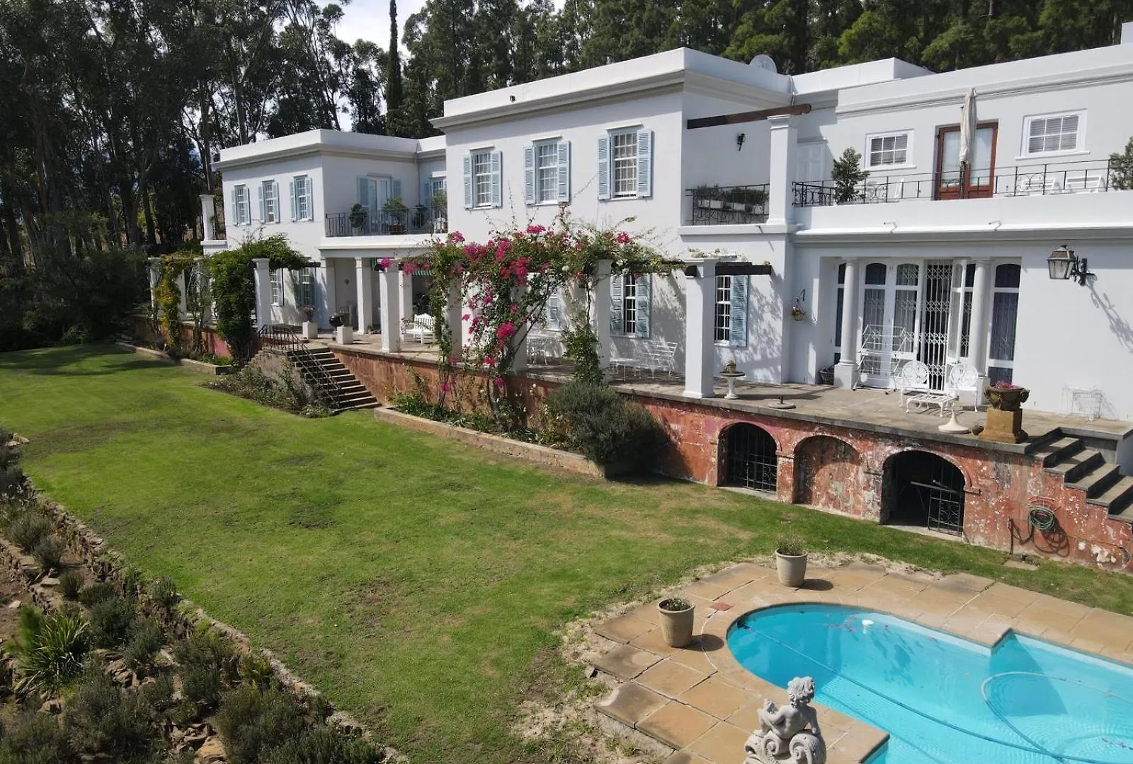 Morton Manor Hotel Somerset West Guest house